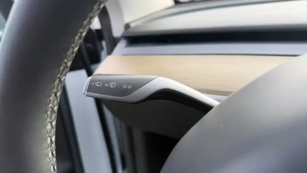 Tesla Model Y Tração Traseira 28