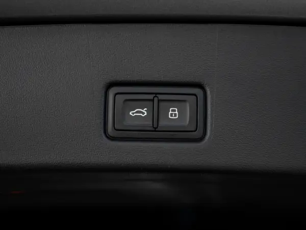 Audi Q4 Sportback e-tron 50 quattro 9