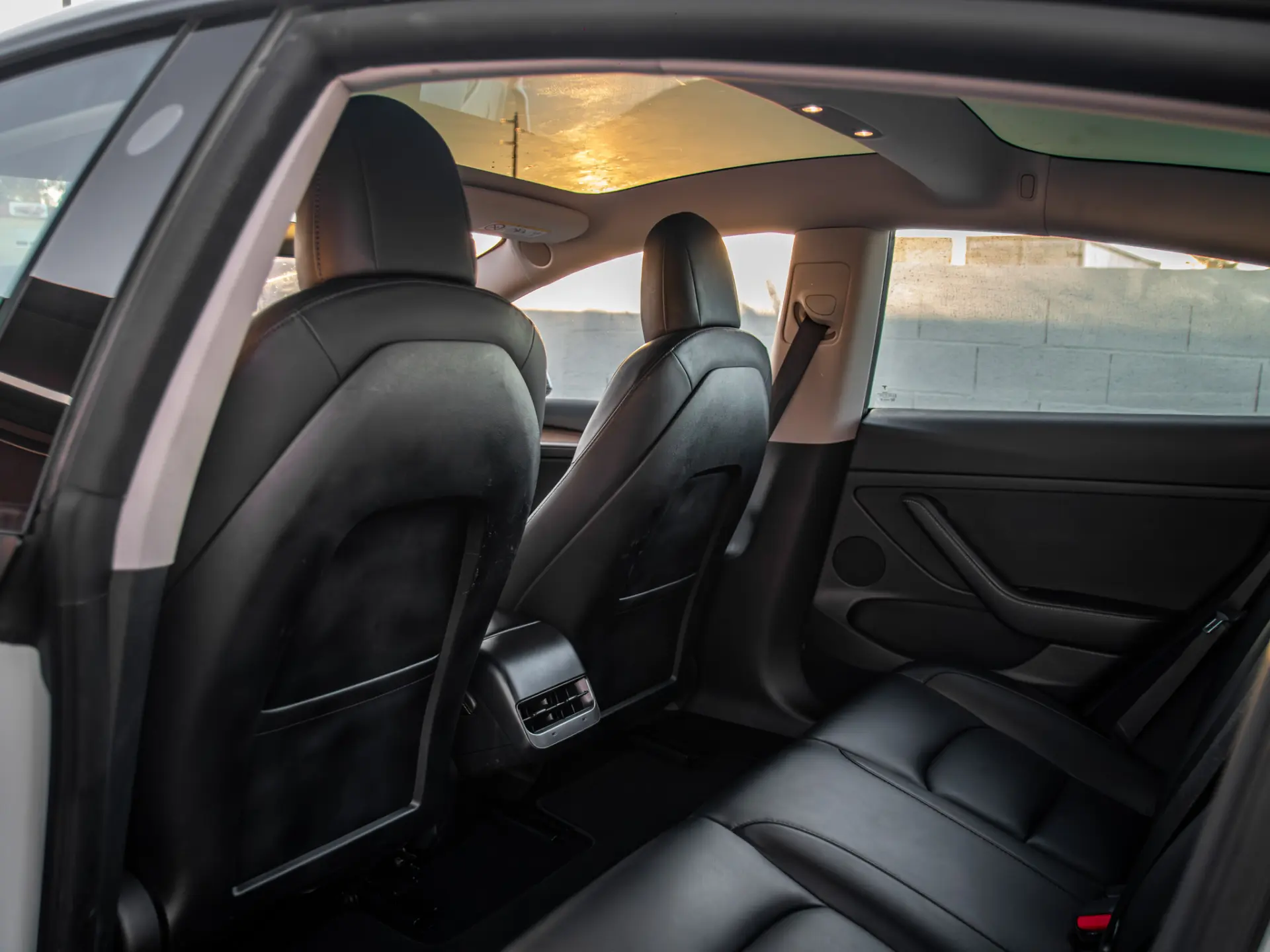 Tesla Model 3 Performance Dual Motor AWD 21