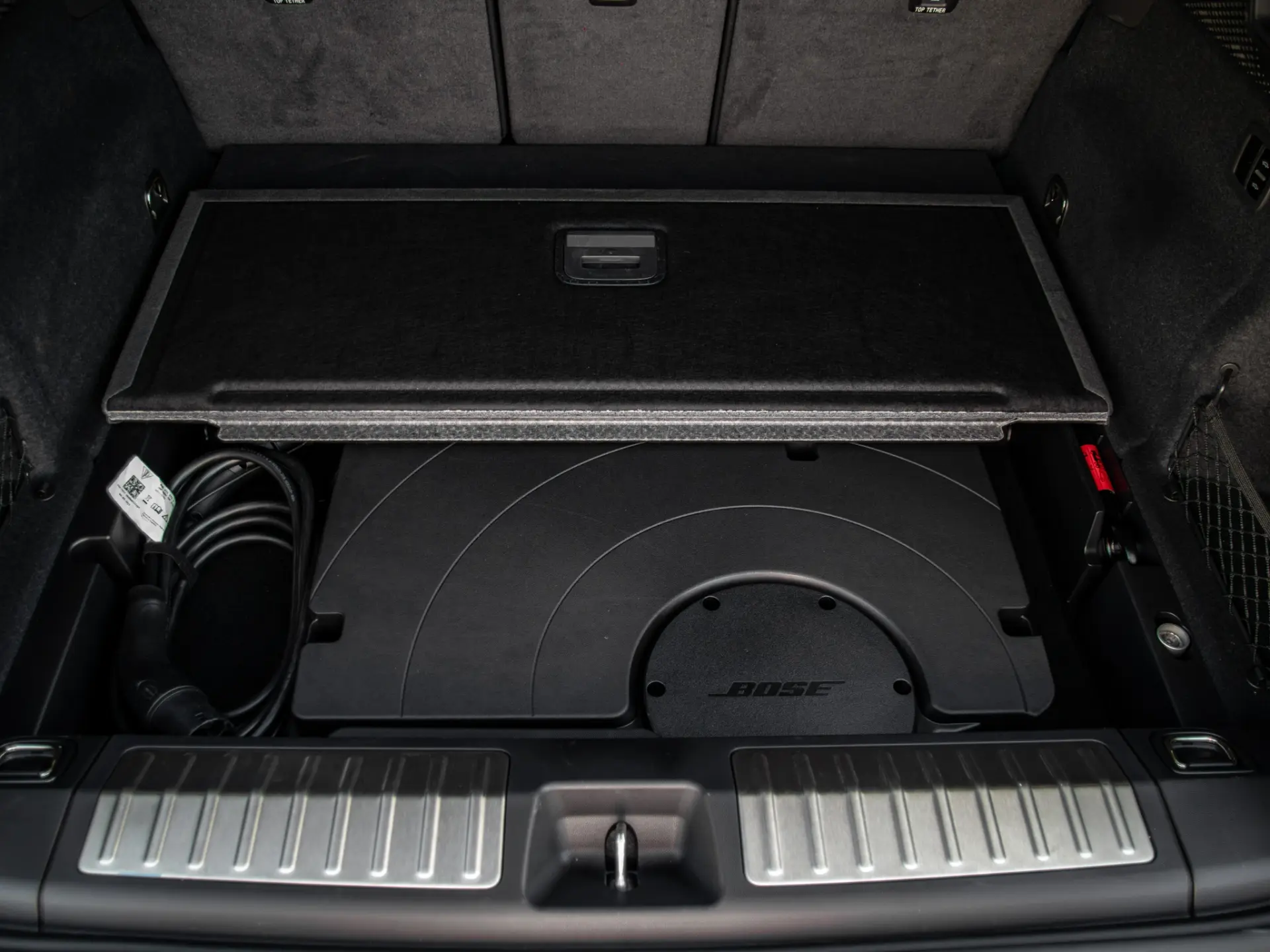 Porsche Macan Electric 10