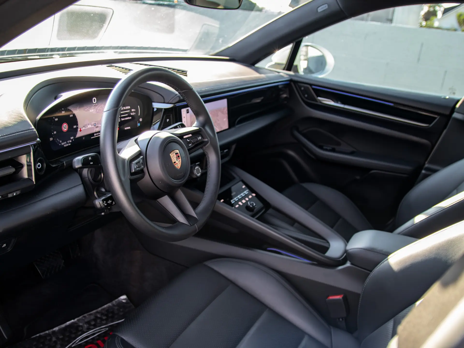 Porsche Macan Electric 20