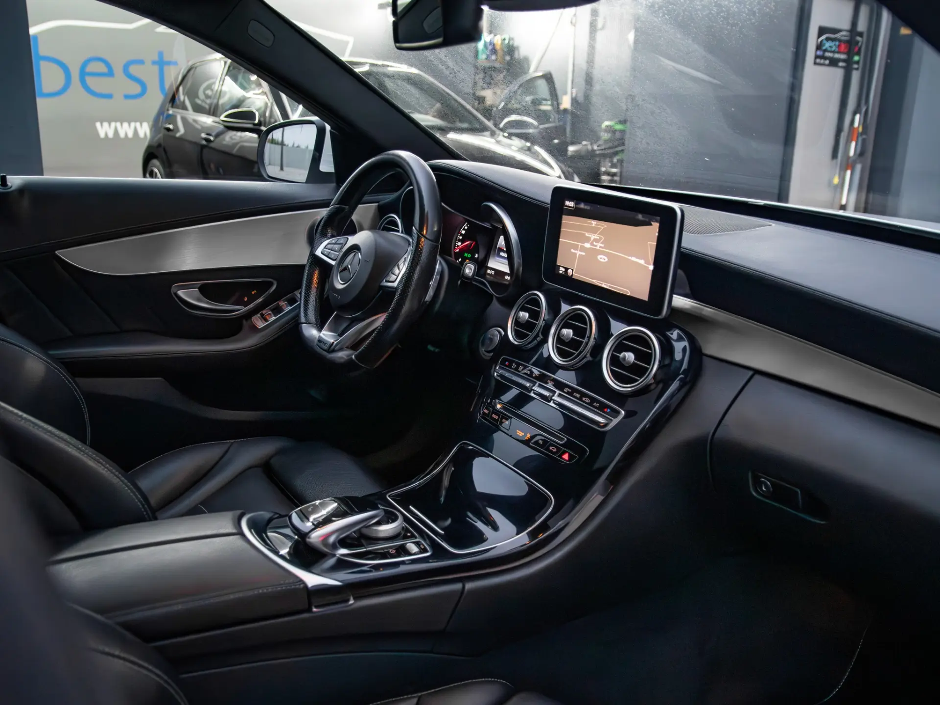 Mercedes-Benz C 250 d AMG Line Aut. 26