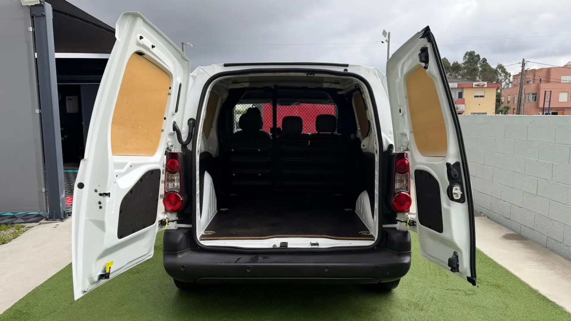 Citroen Berlingo 1.6 BlueHDi L1 3L 8