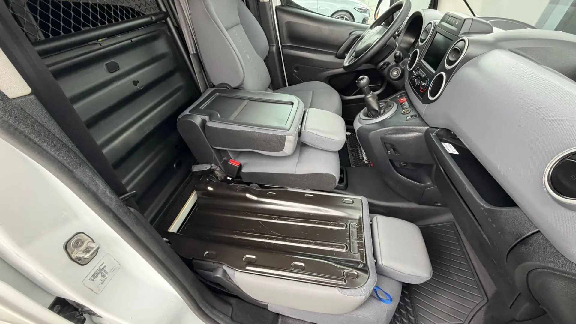 Citroen Berlingo 1.6 BlueHDi L1 3L 17
