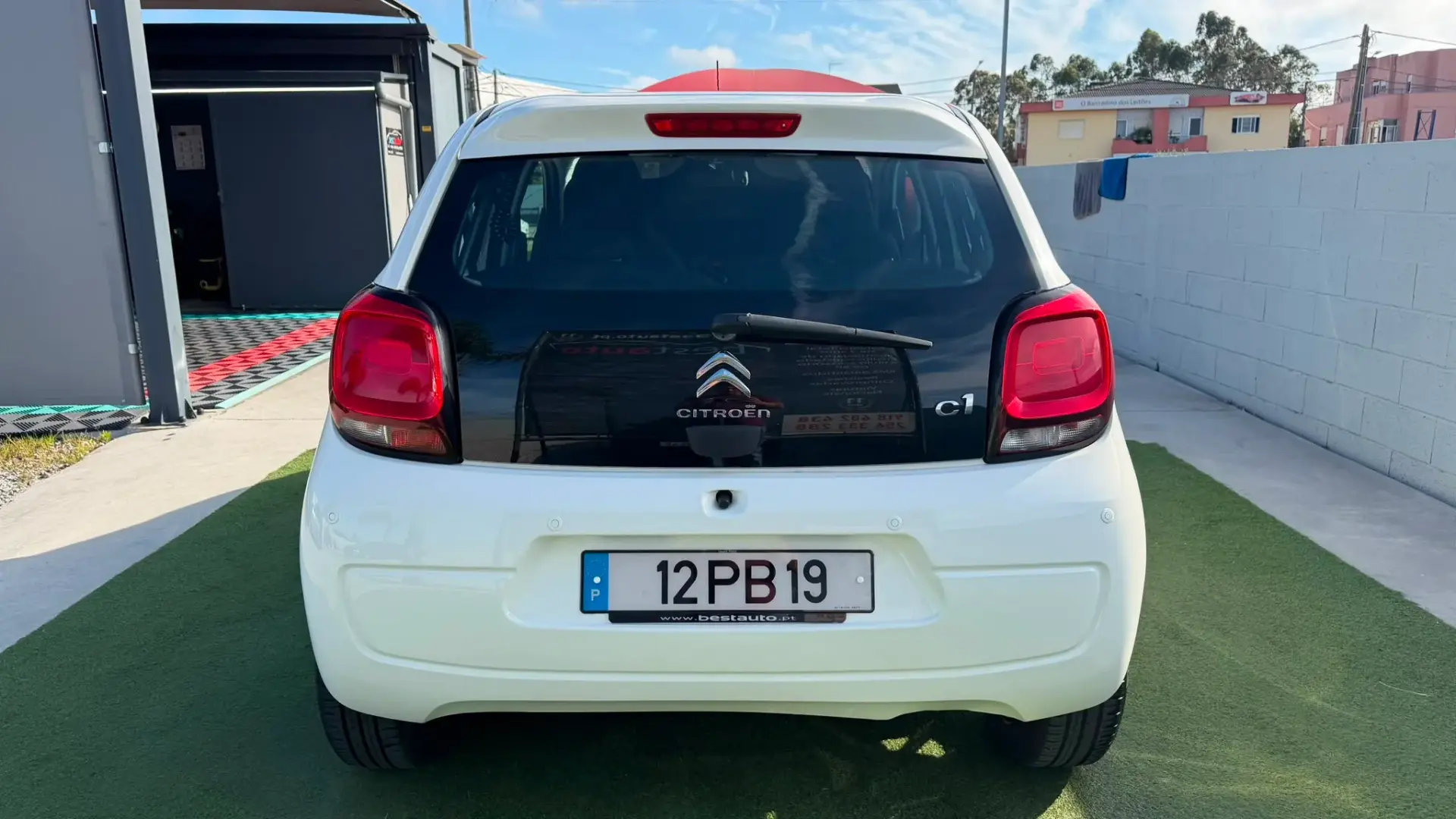 Citroen C1 1.2 VTi Shine 6