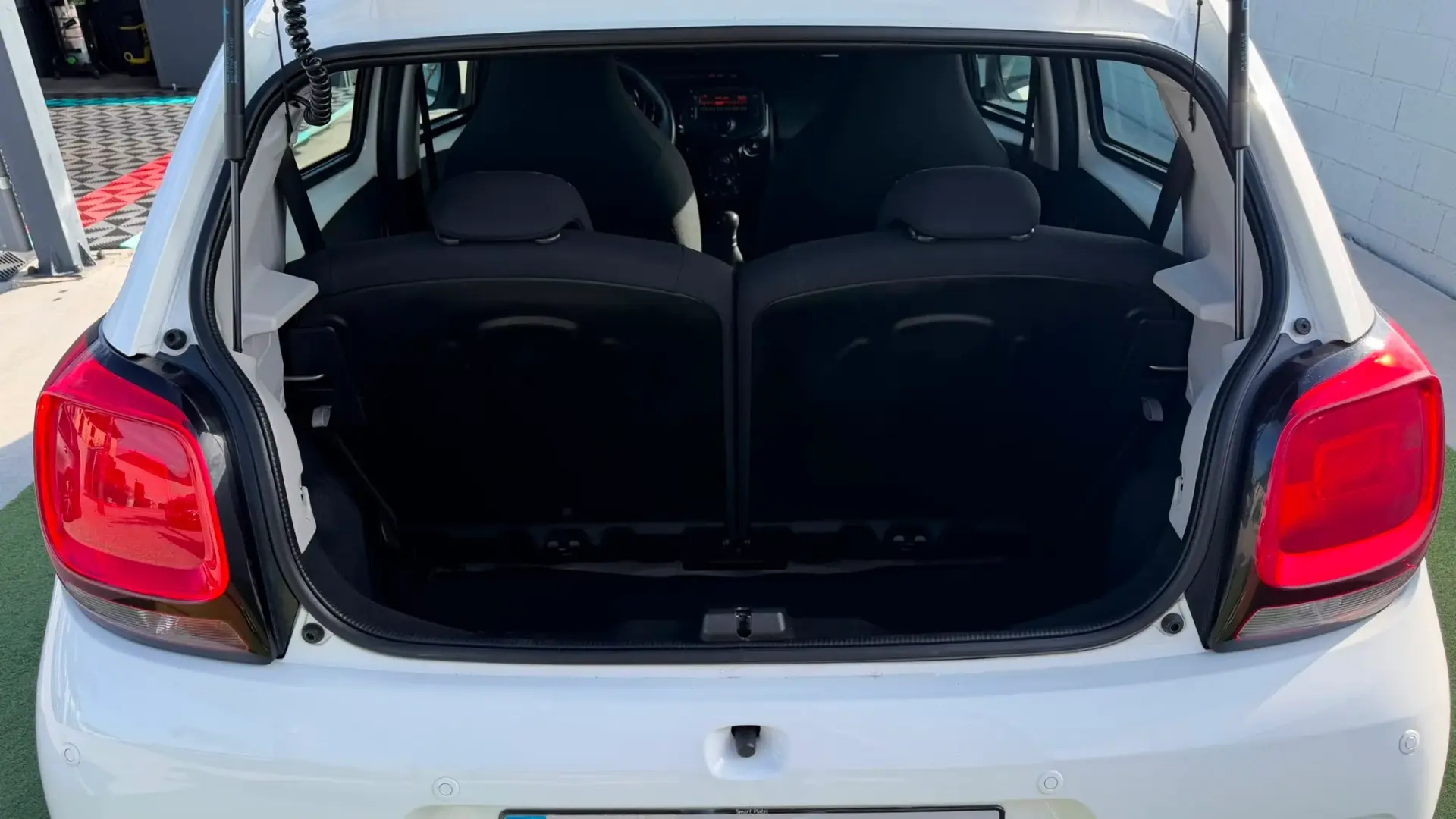 Citroen C1 1.2 VTi Shine 8