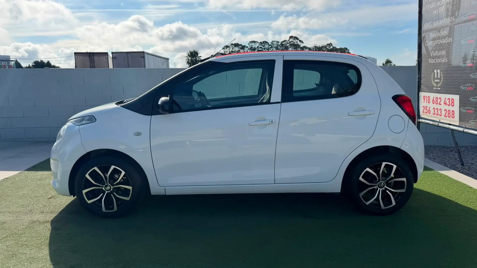 Citroen C1 1.2 VTi Shine 10