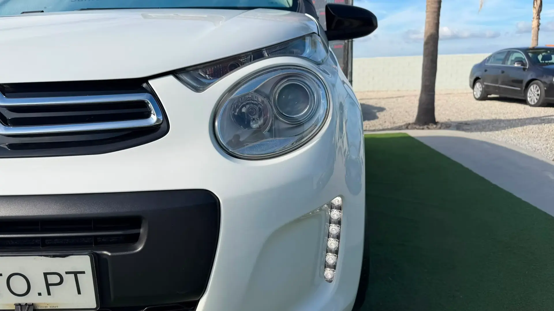 Citroen C1 1.2 VTi Shine 16