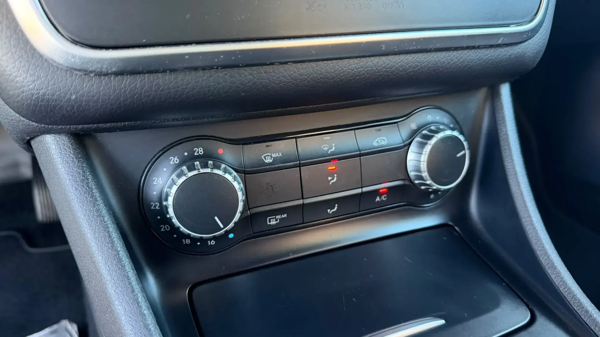 Mercedes-Benz A 180 d Urban 33