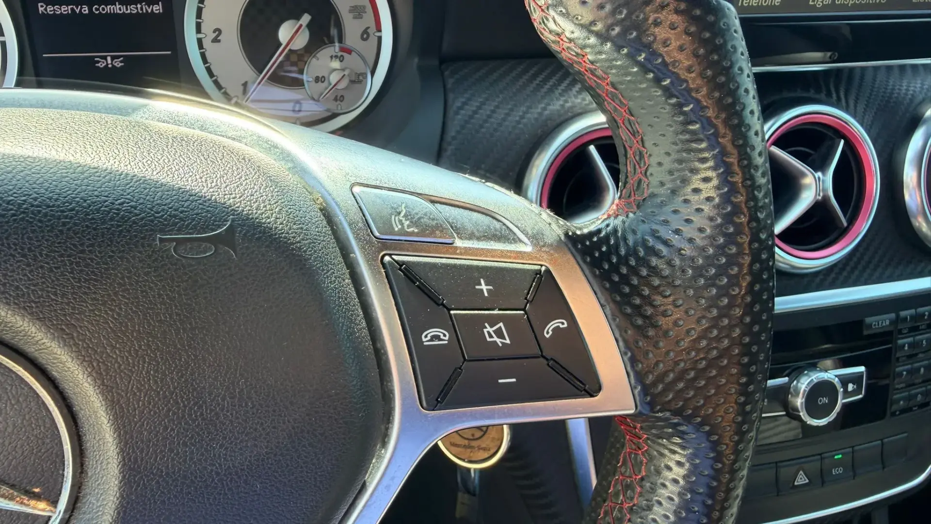 Mercedes-Benz A 200 CDi BlueEfficiency AMG Line 23