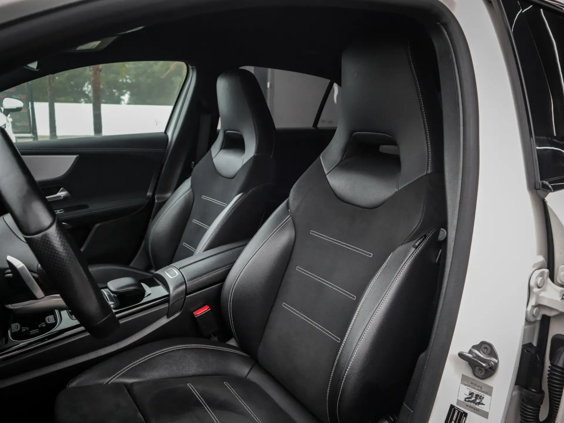 Mercedes-Benz A 250 e 8G-DCT Edition AMG Line 16