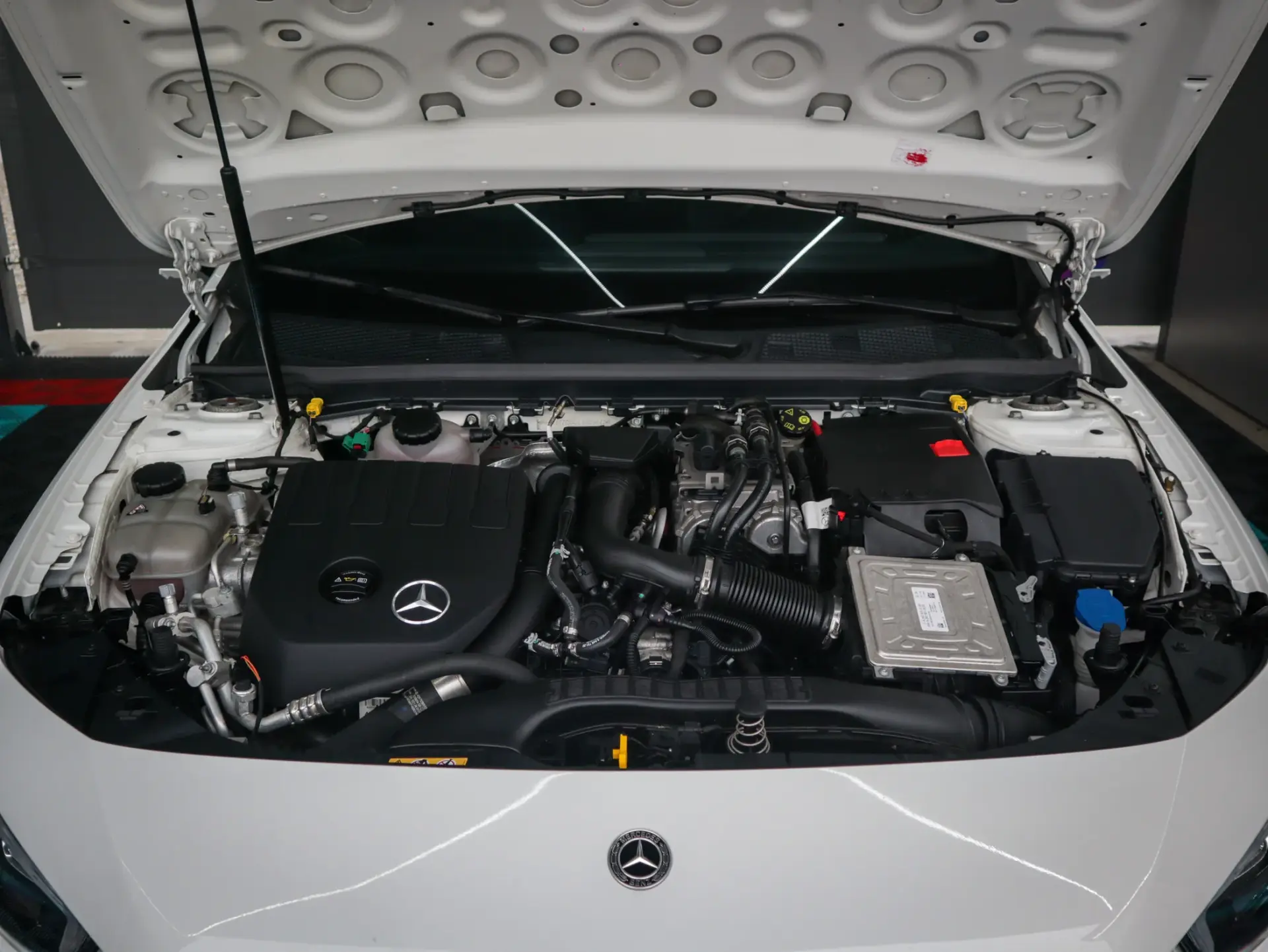 Mercedes-Benz A 250 e 8G-DCT Edition AMG Line 35