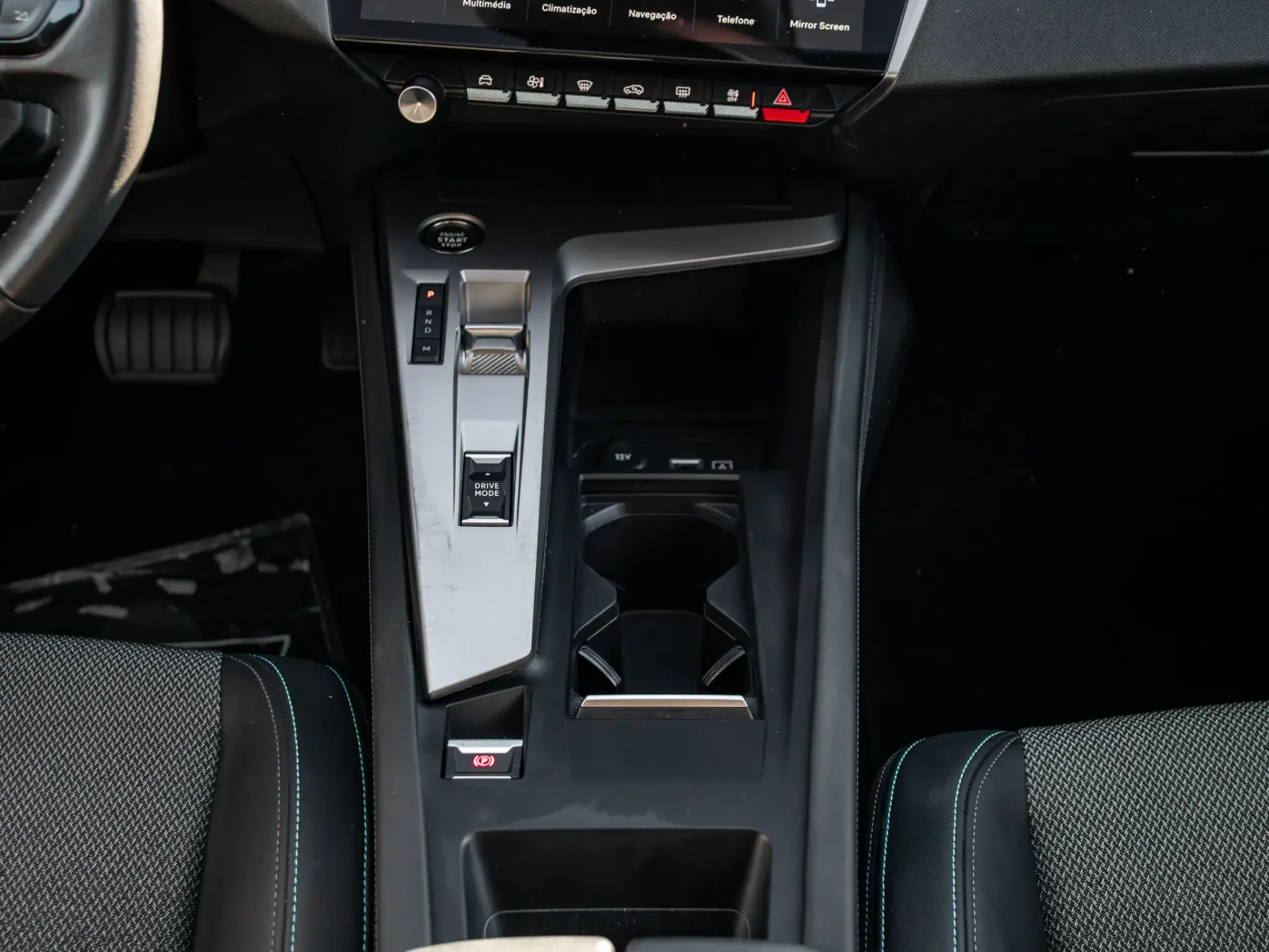 Peugeot 308 1.5 BlueHDi Allure Pack EAT8 21