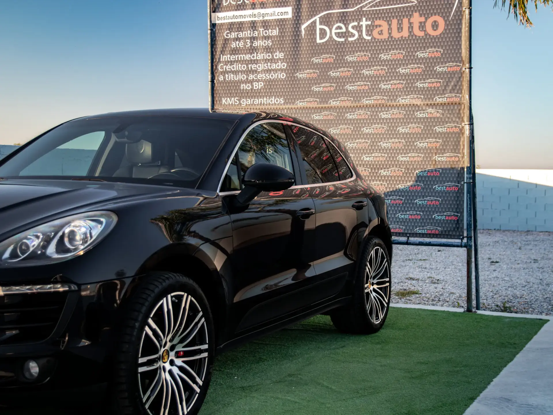 Porsche Macan S 3