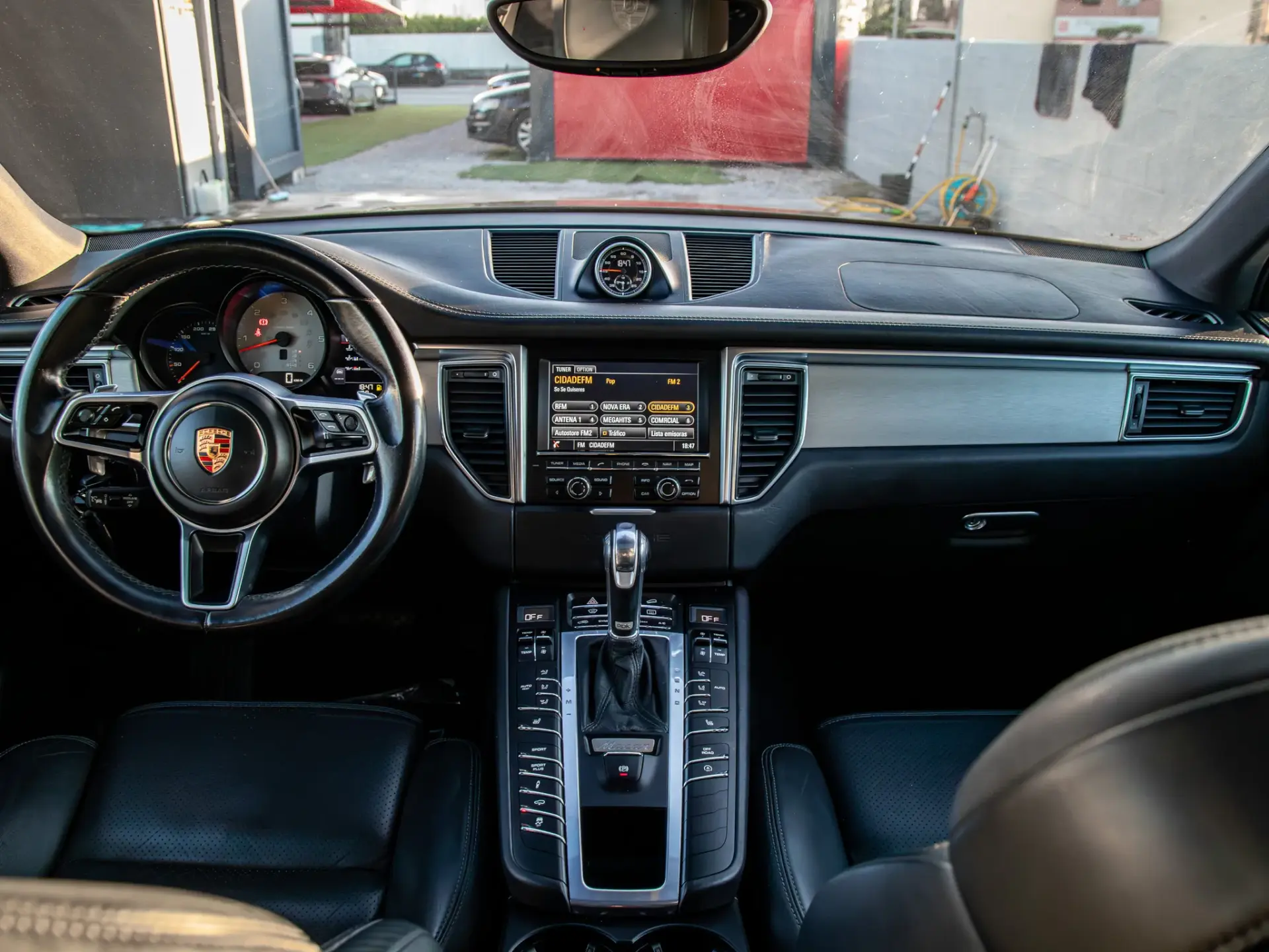 Porsche Macan S 21
