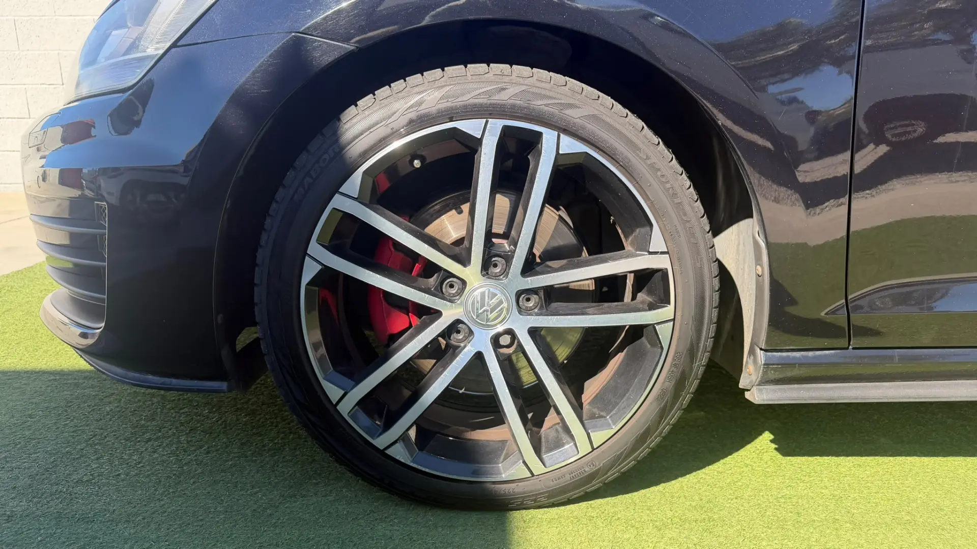 Volkswagen Golf 2.0 TDi GTD 11