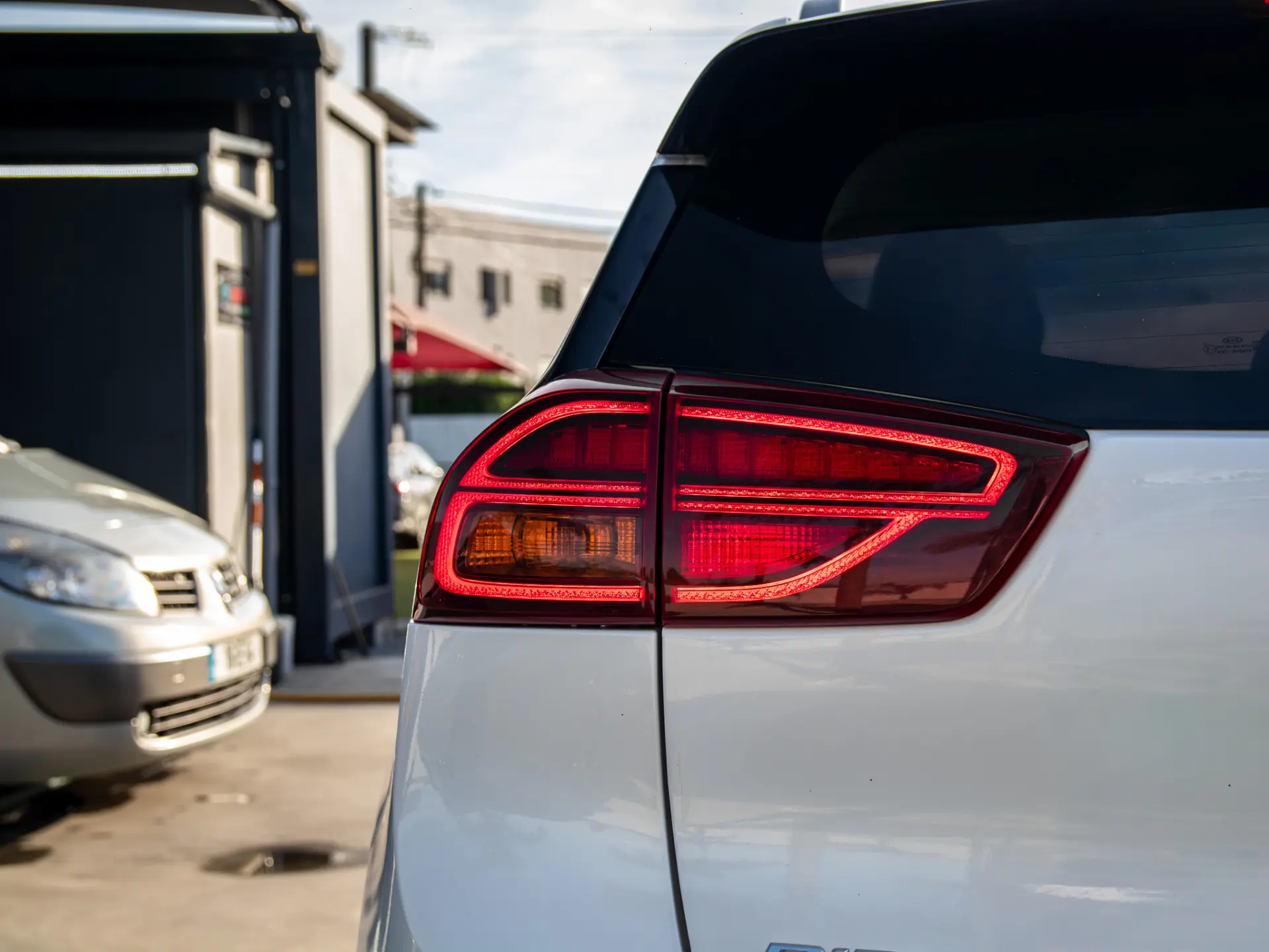 Kia Niro 1.6 GDi HEV Tech 9