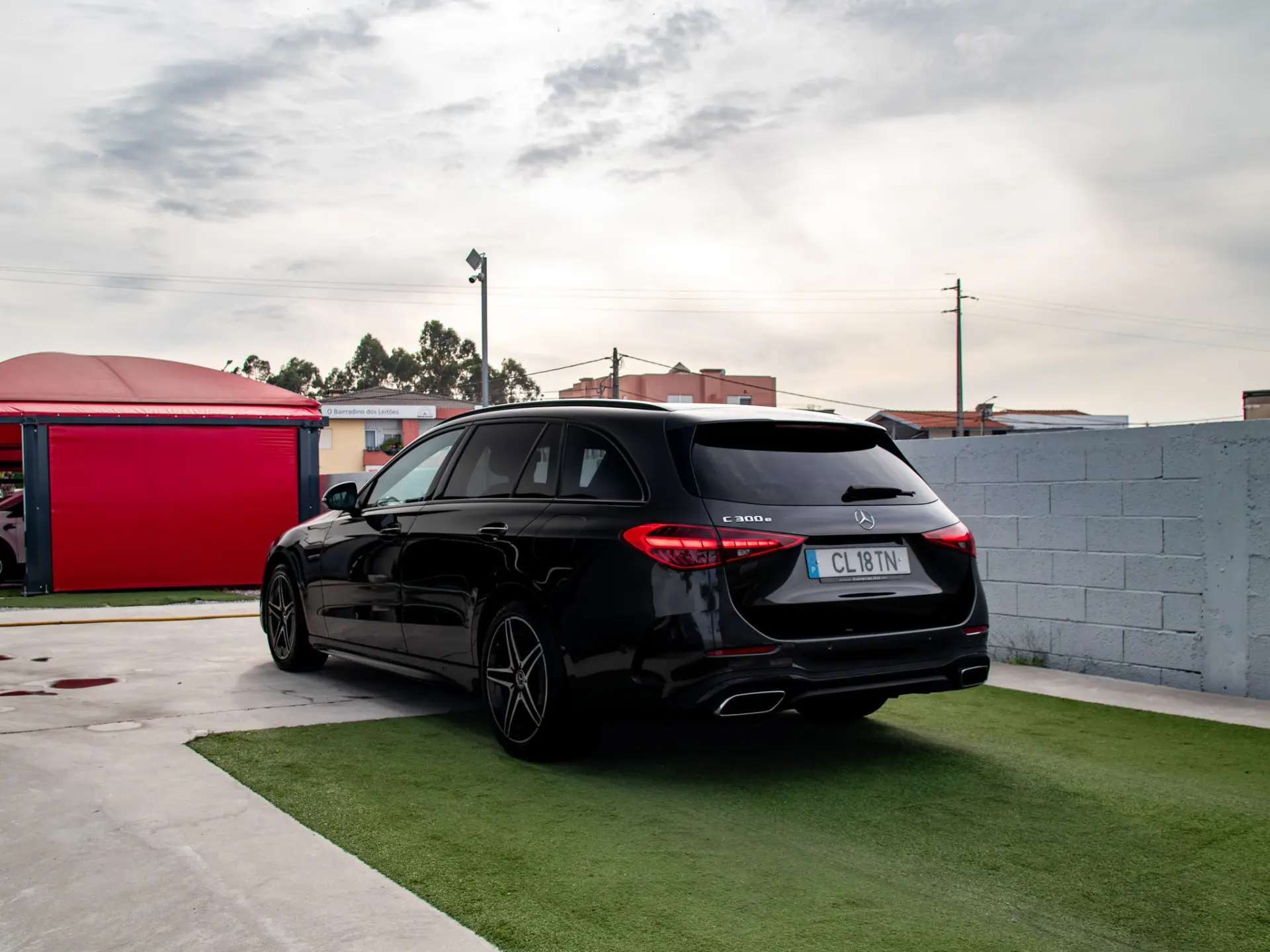 Mercedes-Benz C 300 e T 9G-TRONIC AMG Line 11