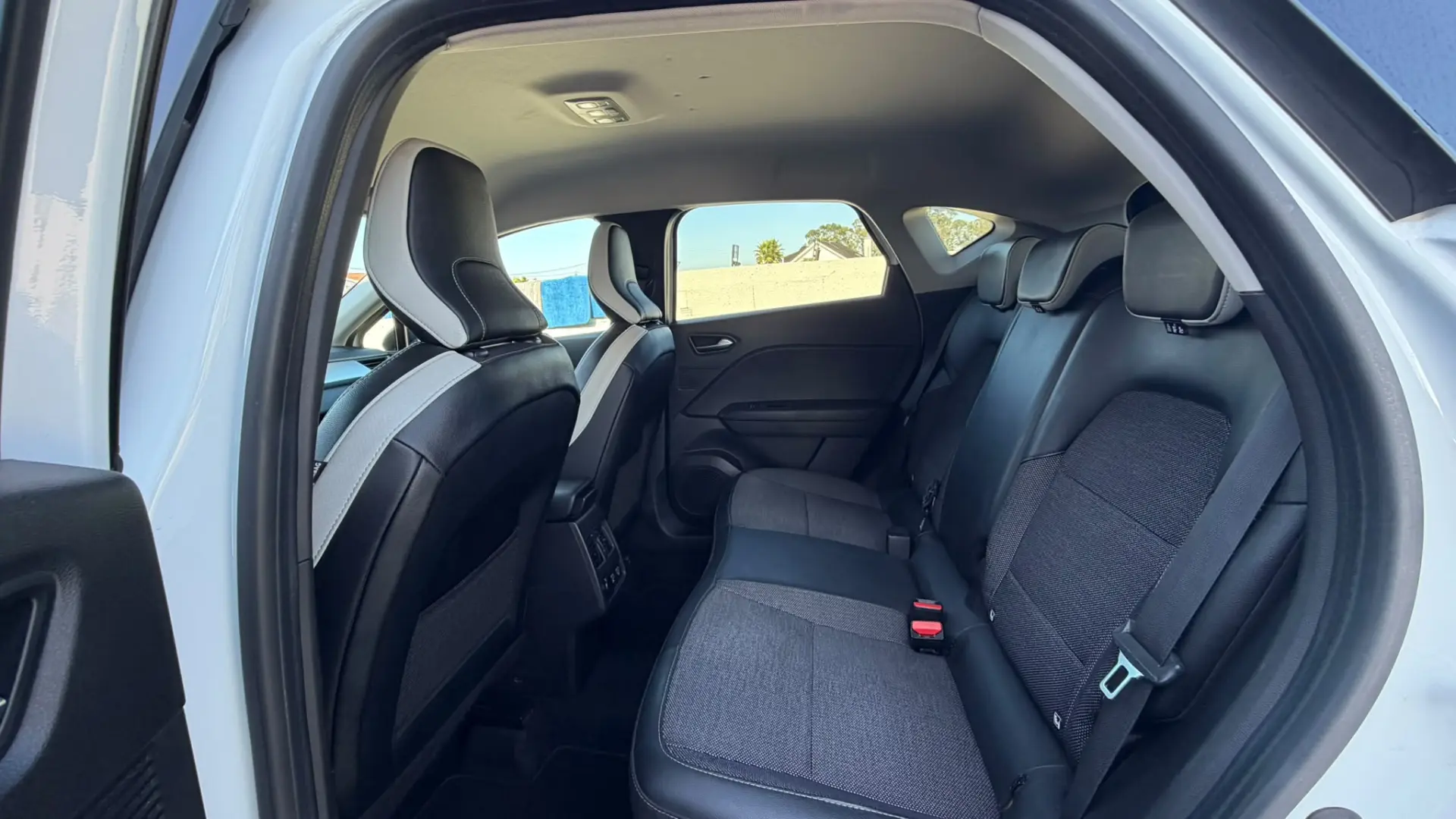 Renault Captur 1.0 TCe Intens 17