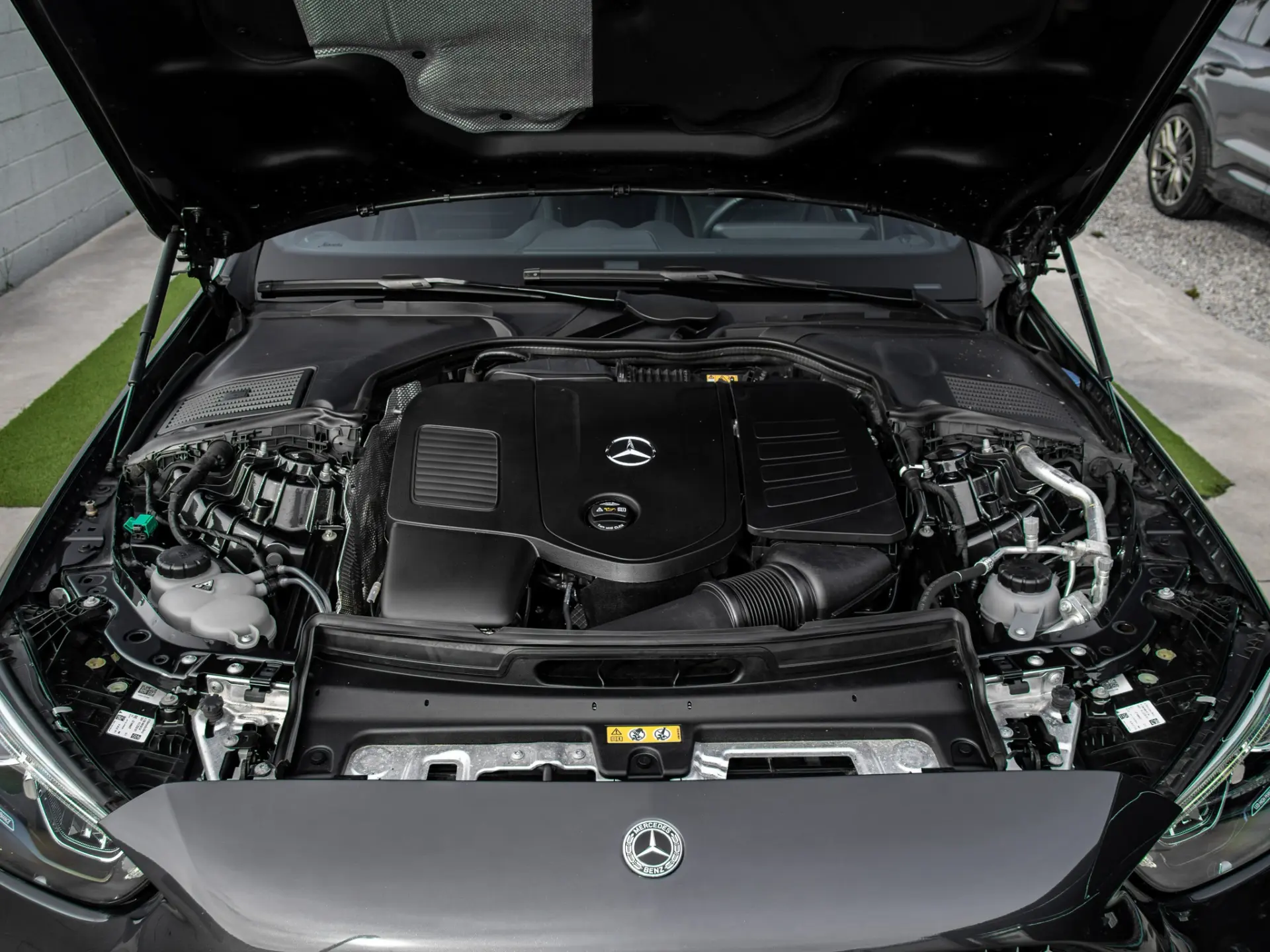 Mercedes-Benz C 300 e T 9G-TRONIC AMG Line 47