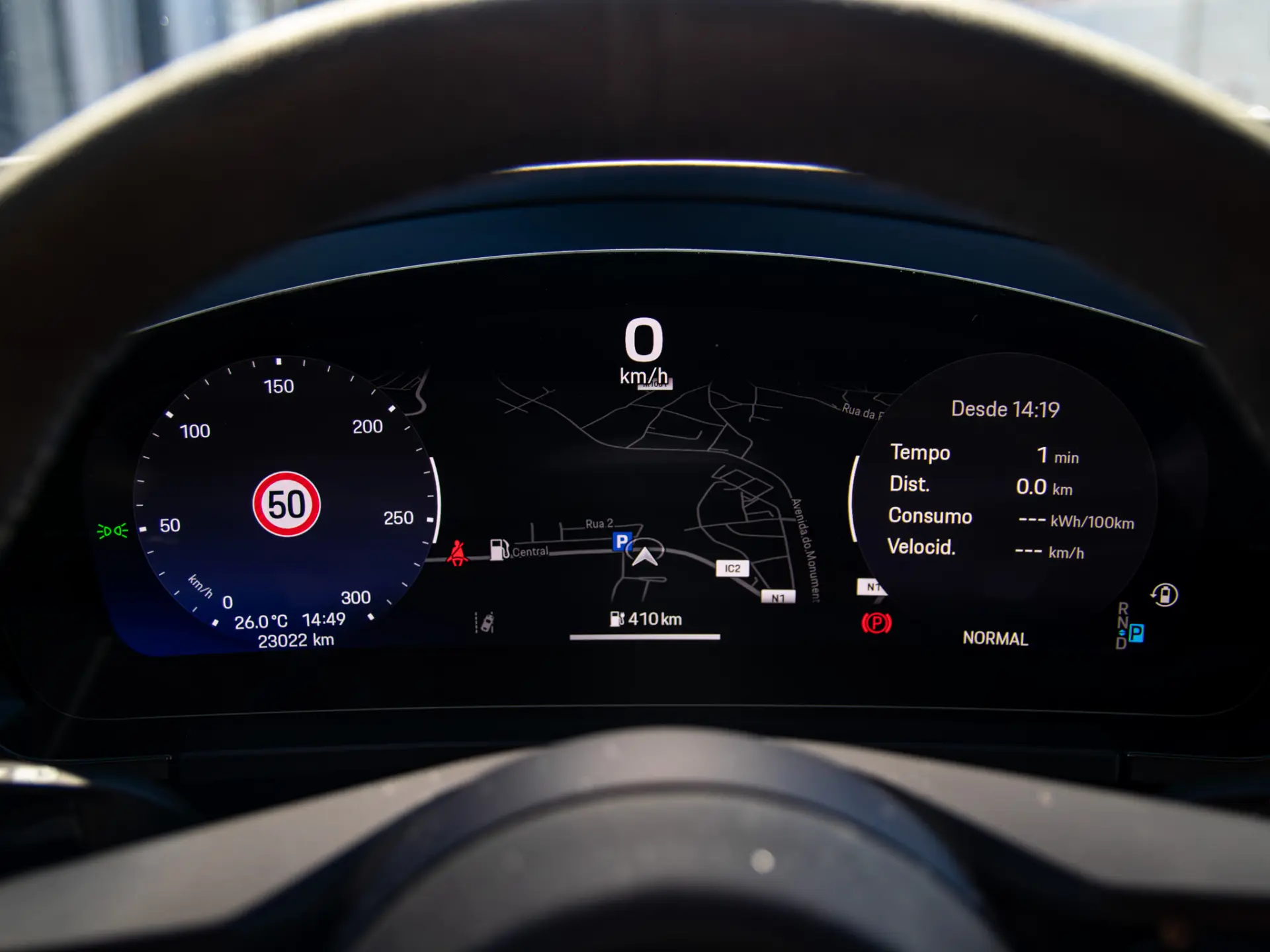 Porsche Macan Electric 4S 28