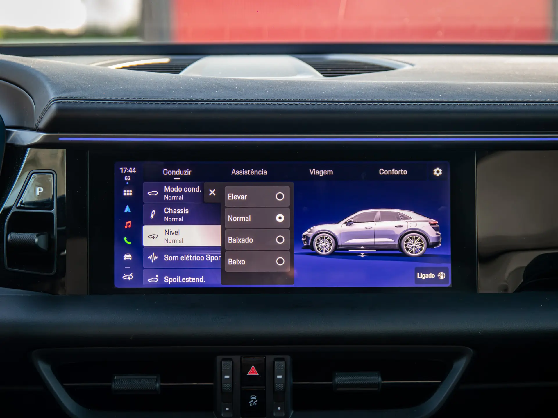 Porsche Macan Electric 31