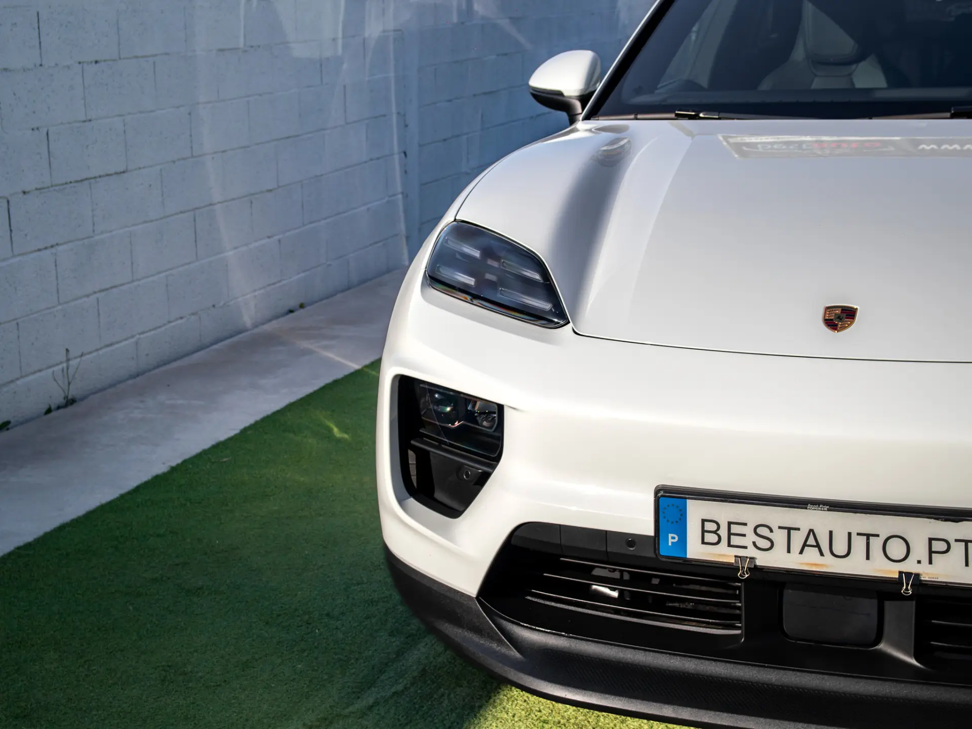 Porsche Macan Electric 17