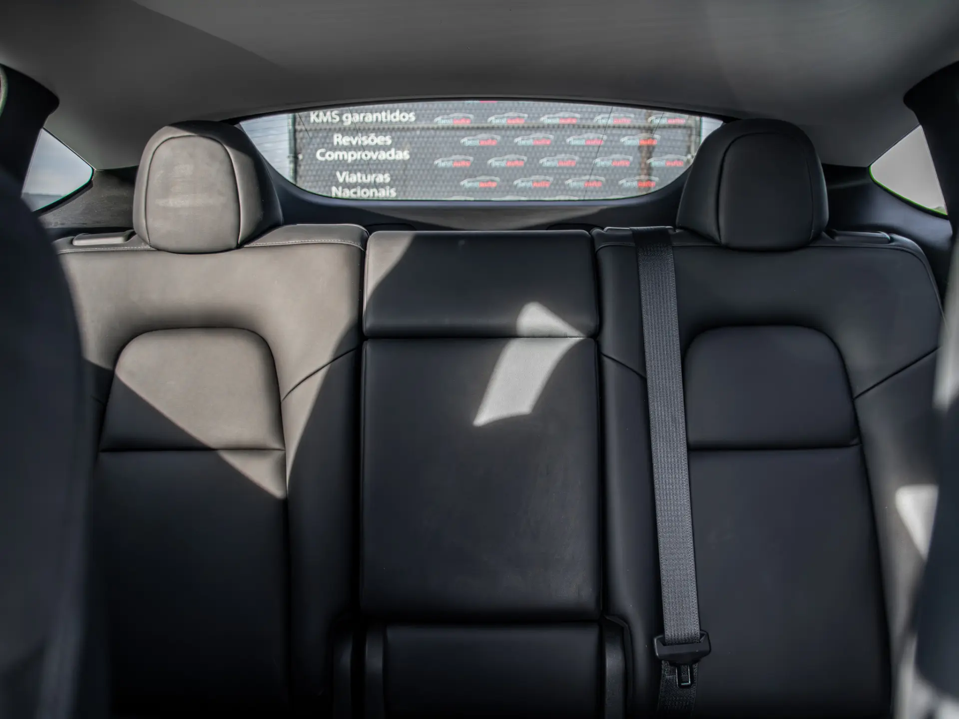 Tesla Model Y Long Range Tração Integral 19