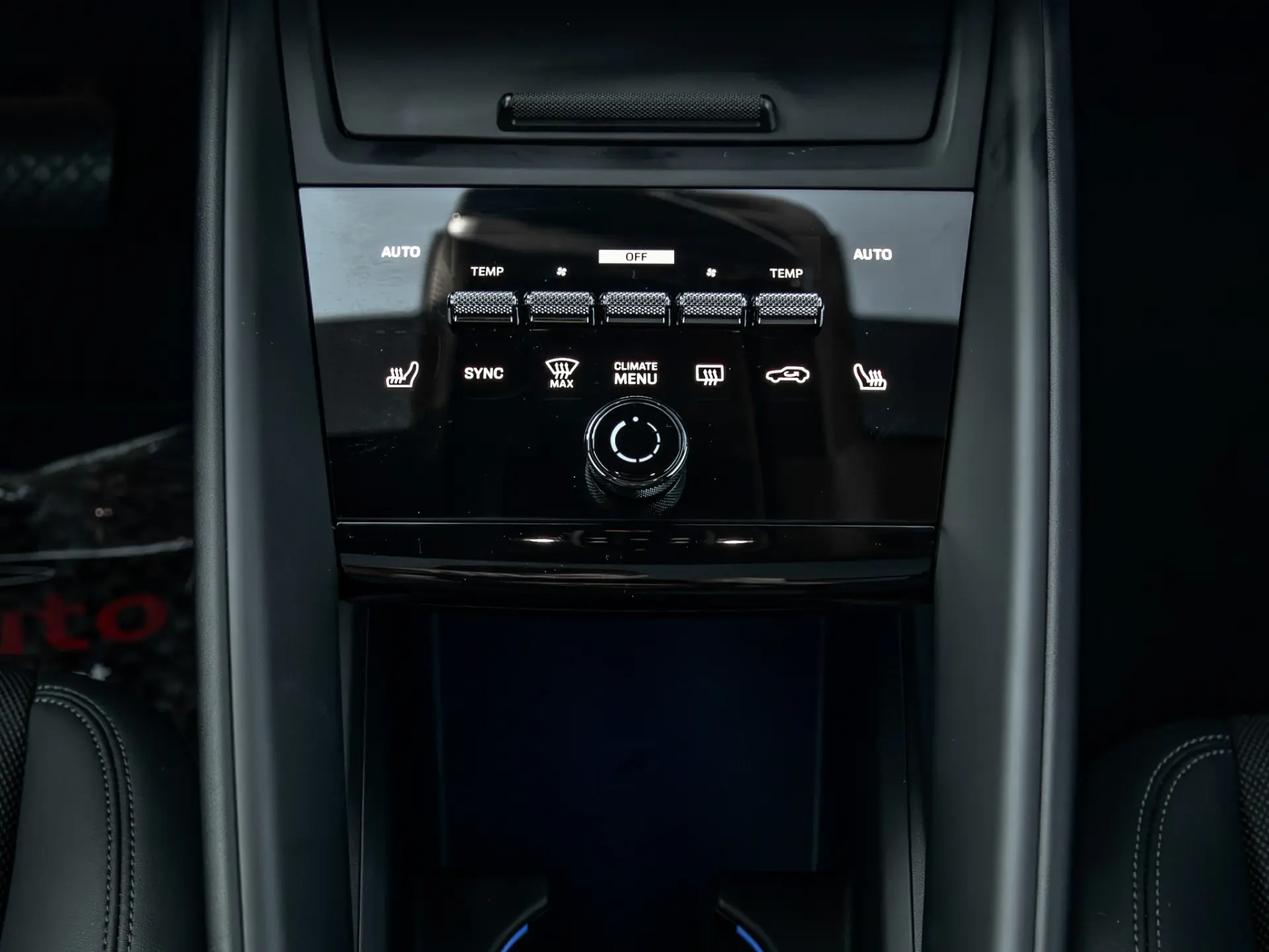 Porsche Macan Electric 28