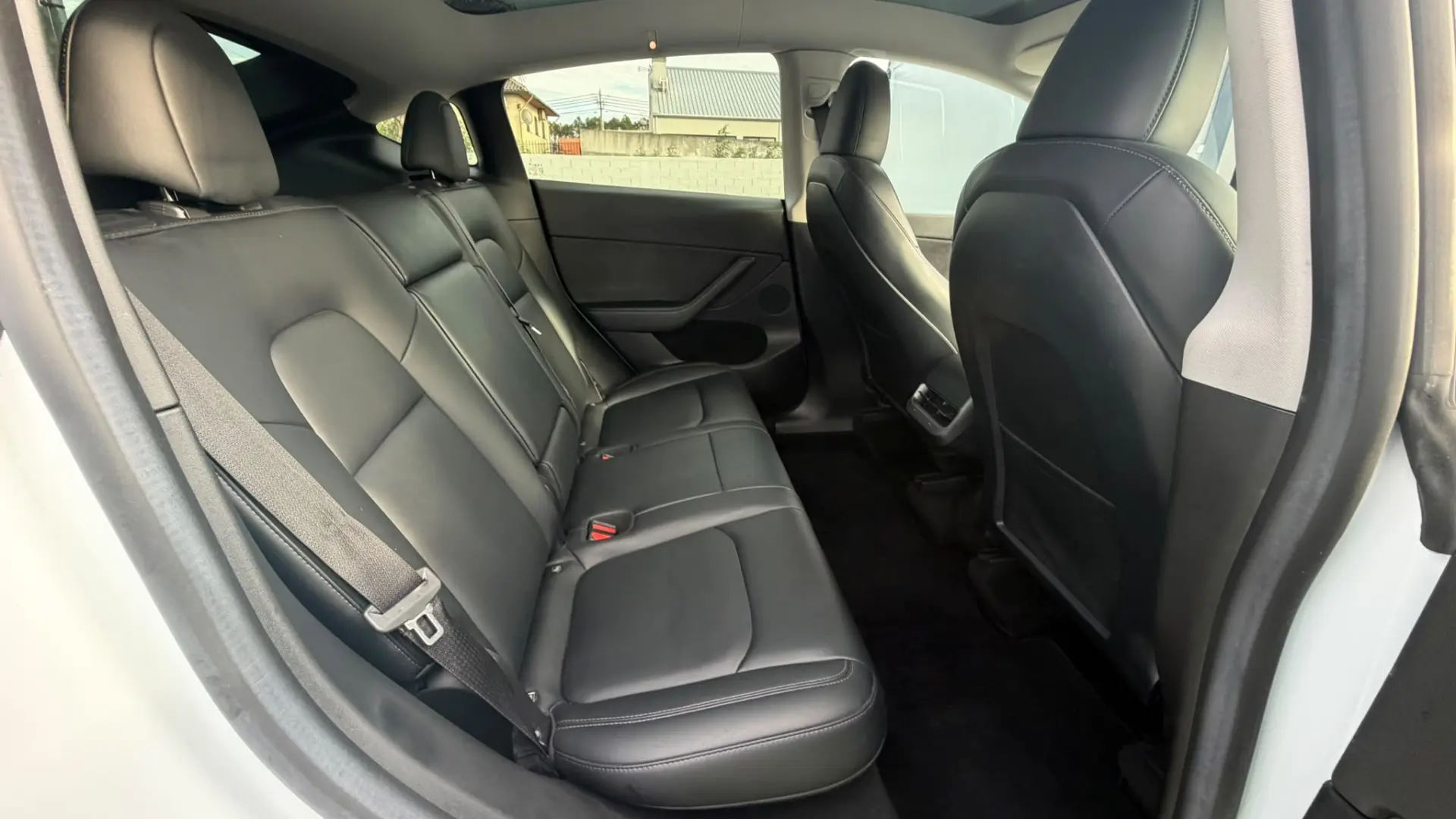 Tesla Model Y Tração Traseira 23
