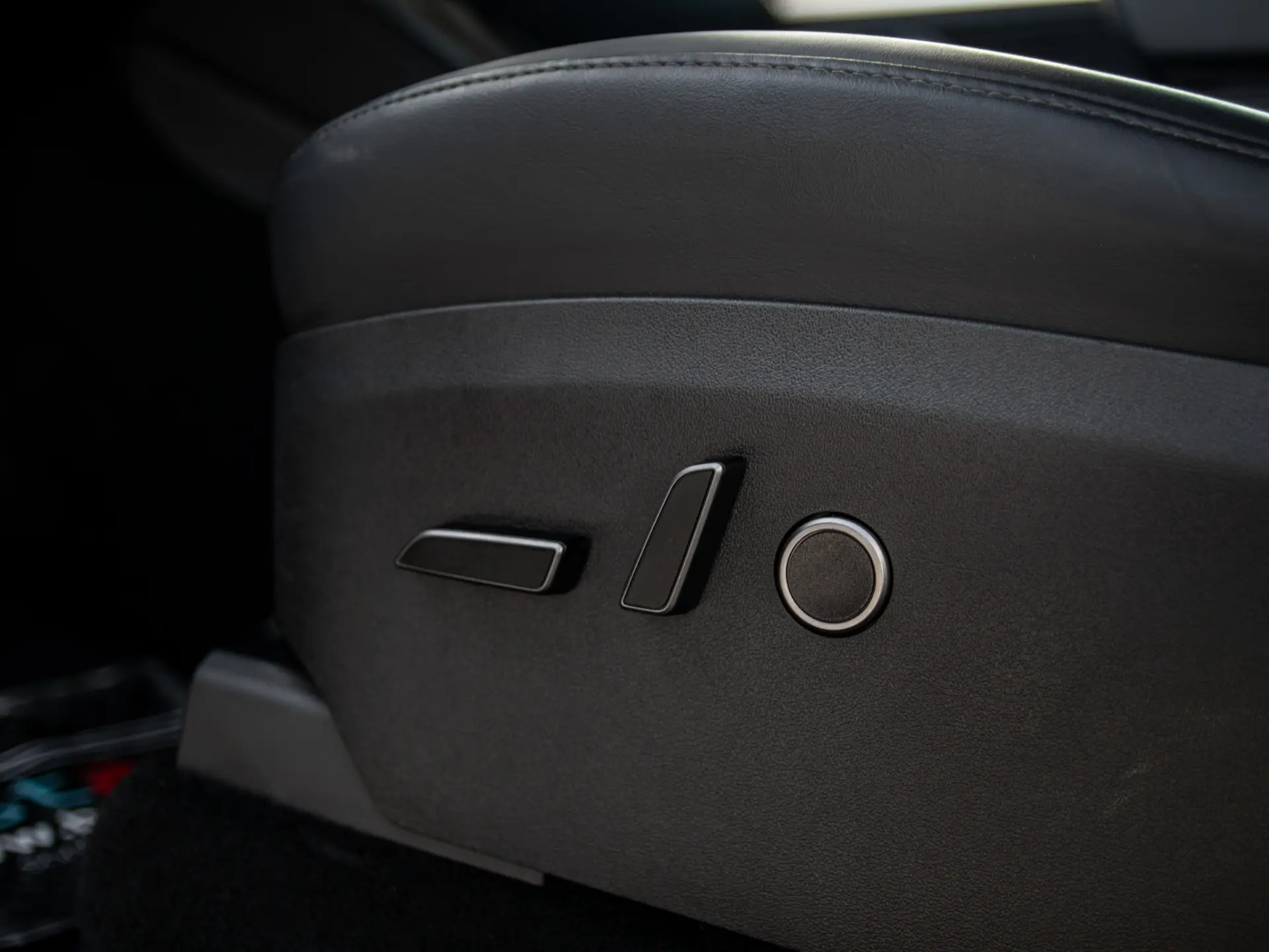 Tesla Model Y Long Range Tração Integral 30