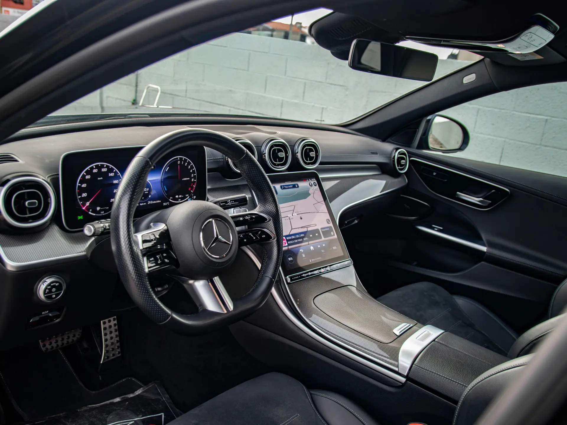 Mercedes-Benz C 300 e T 9G-TRONIC AMG Line 17