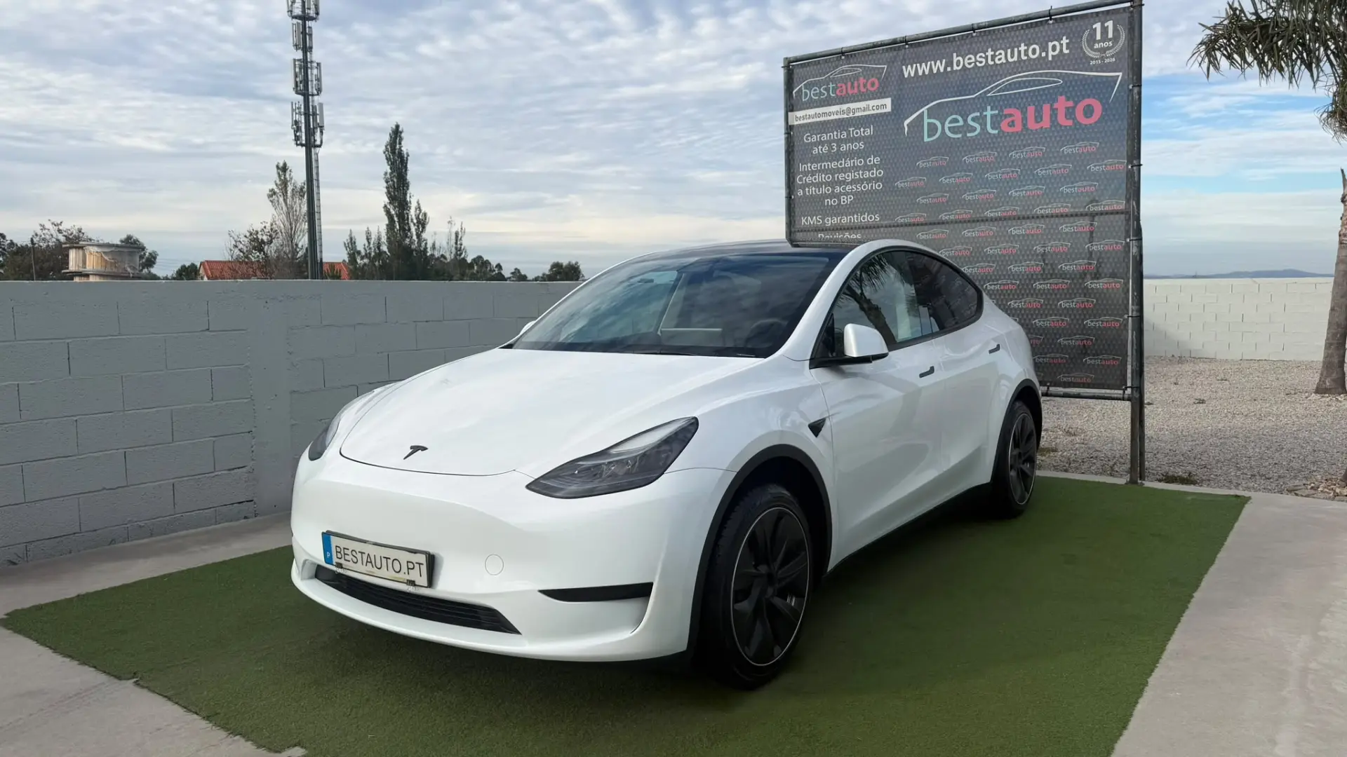 Tesla Model Y Tração Traseira 2