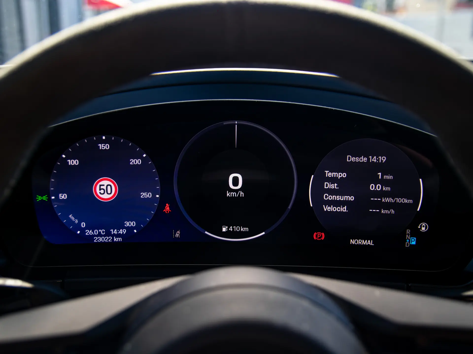 Porsche Macan Electric 4S 27