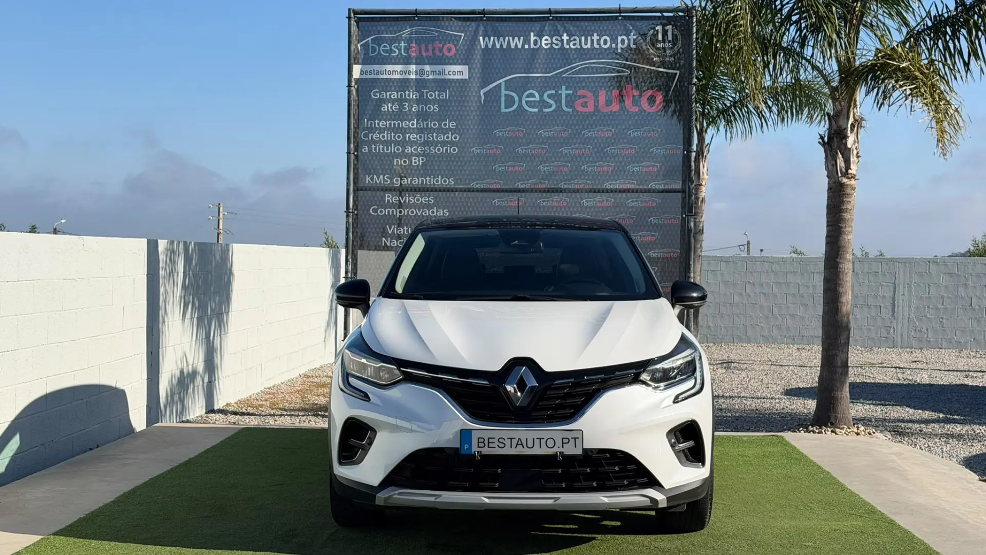 Renault Captur 1.0 TCe Intens 1