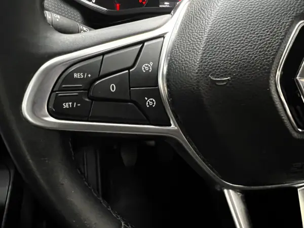 Renault Clio 1.0 TCe RS Line 10