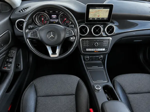 Mercedes-Benz CLA 180 d 7G-DCT 7