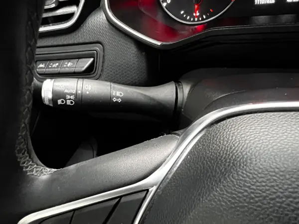 Renault Clio 1.0 TCe RS Line 15