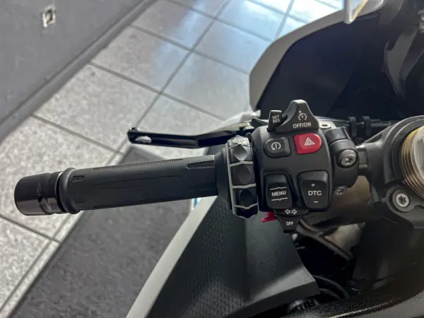 BMW S 1000 RR Pack M 2025 11