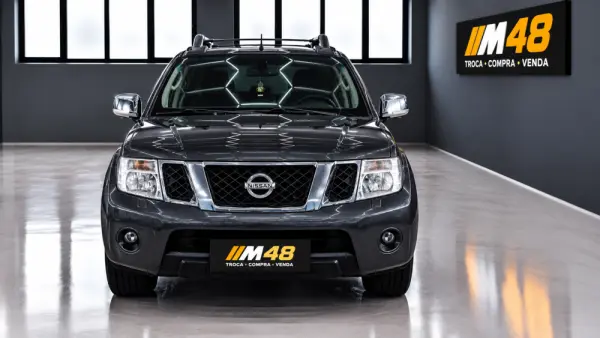 Nissan Navara 2.5 dCi CD LE 4WD 2