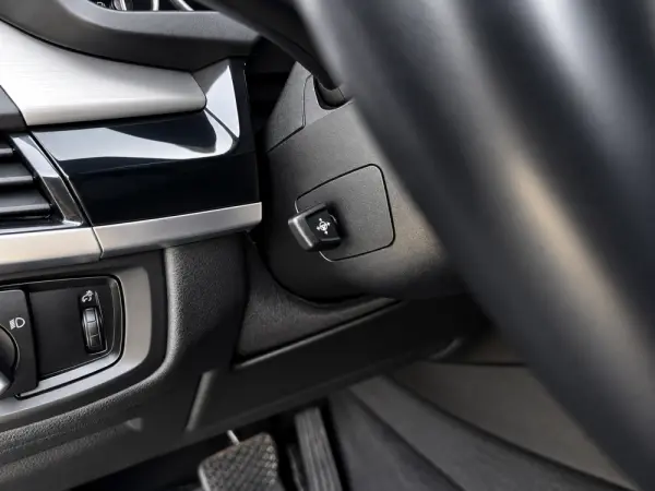 BMW X5 25 d sDrive Comfort 7L 15