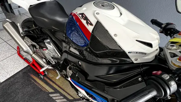 BMW S 1000 RR Tricolor 5