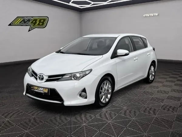 Toyota Auris 1.4 D-4D Comfort 2