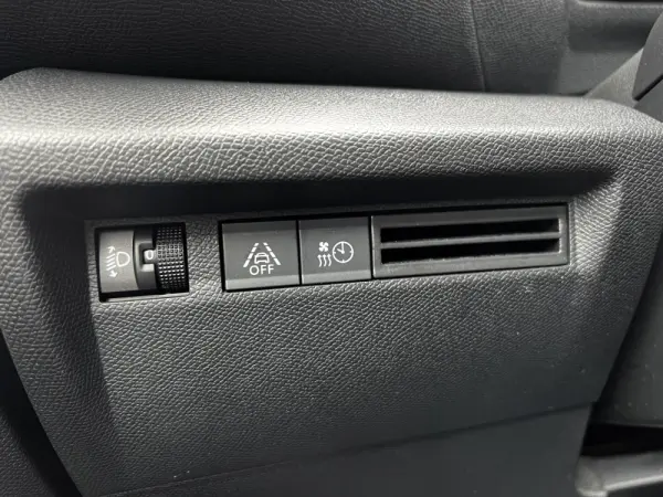 Citroen e-C4 50 kWh Feel Pack 16