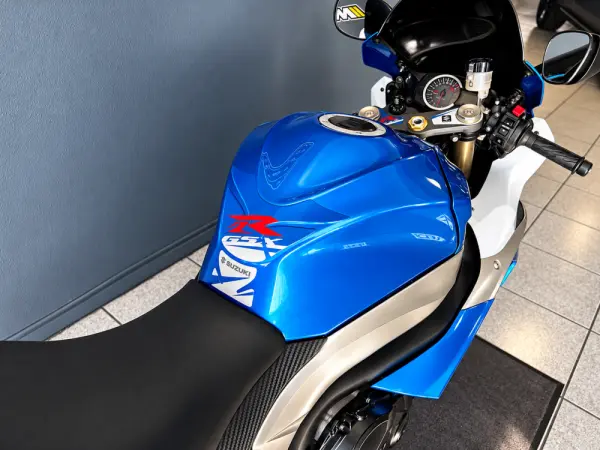 Suzuki GSX-R 1000 K9 10