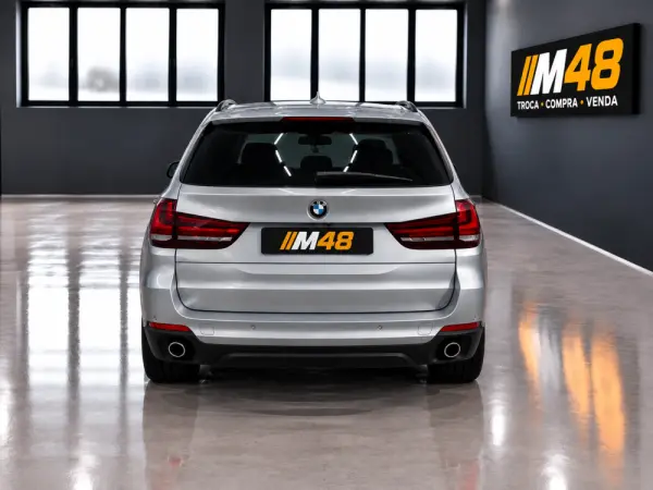 BMW X5 25 d sDrive Comfort 7L 5