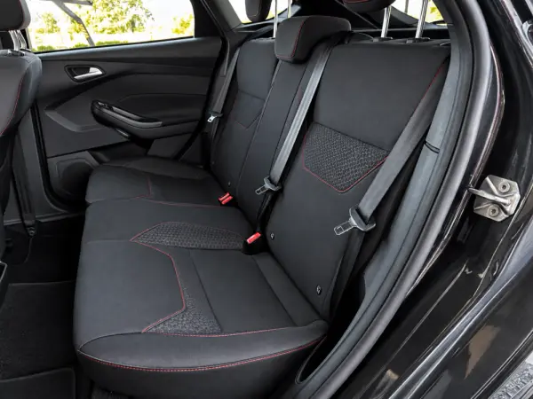 Ford Focus 1.0 EcoBoost ST-Line 13