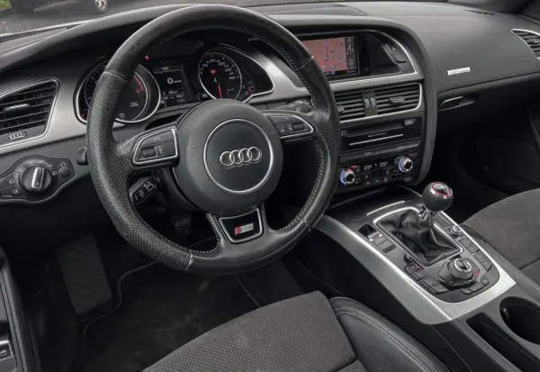 Audi A5 2.0 TDI S-line 7