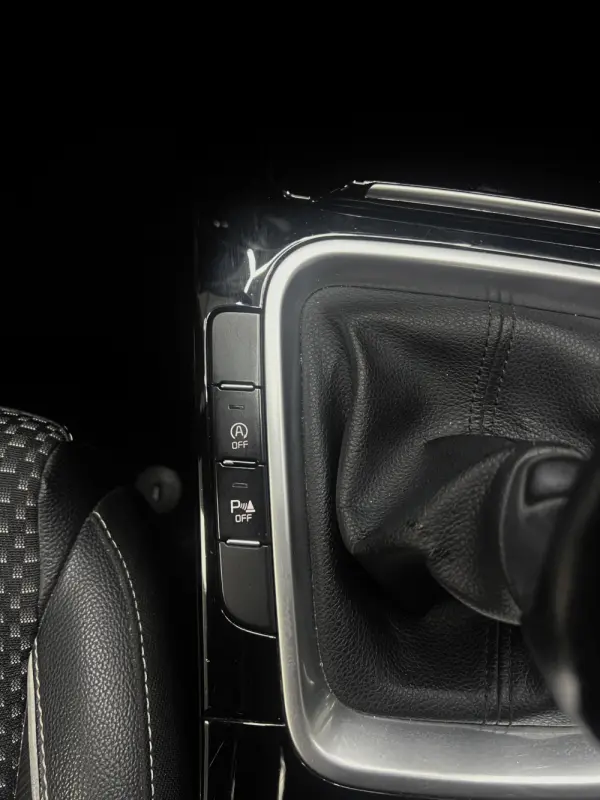 Kia Ceed 1.0 T-GDI GT Line 23