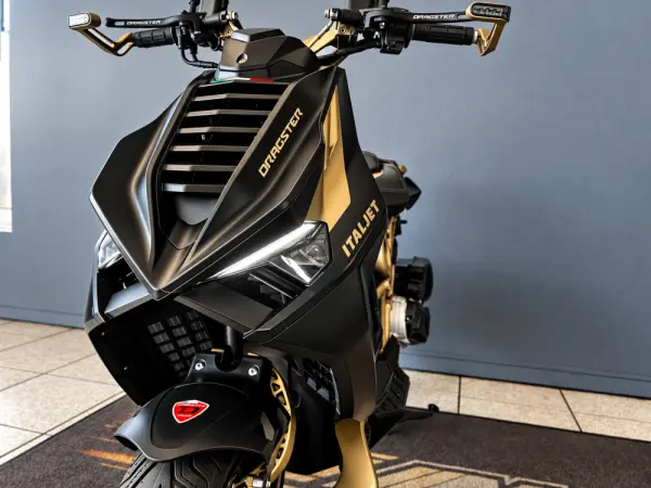Italjet Dragster 125 4